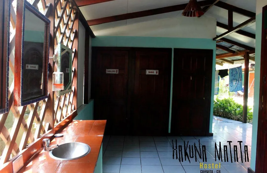Hakuna Matata Hostel-1